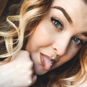 Meet your Posher, Allie